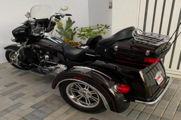 will be your for 65000 aed trike 2011 harley-davidson 13,479 miles