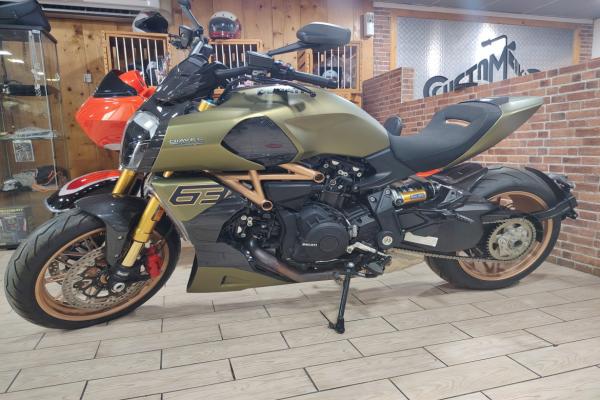 DUCATI 2021 LAMBORGINI EDITION 38KMS ONLY SUPERB BIKE